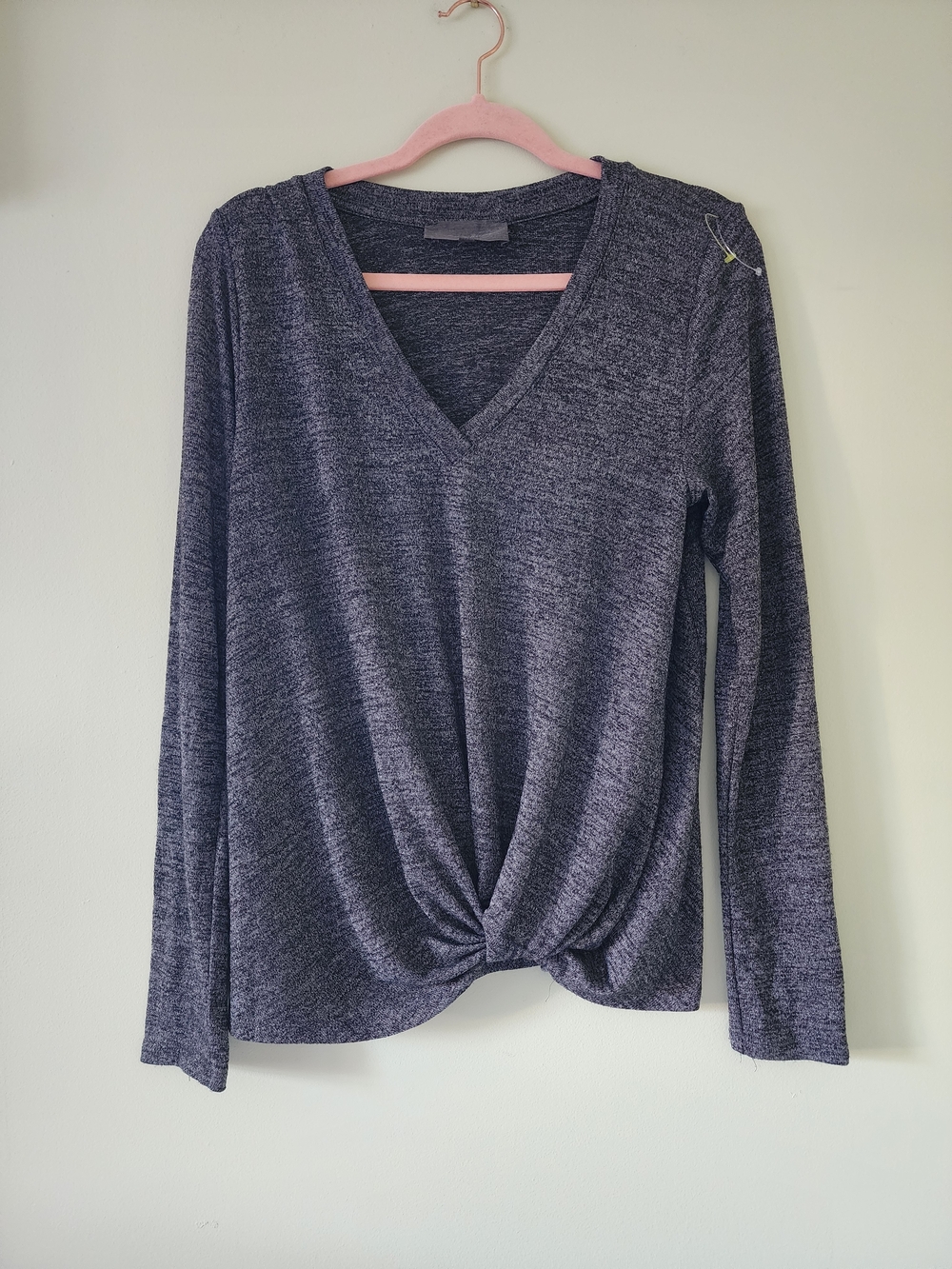 Anthropologie Sunday in Brooklyn Heathered Charcoal V-Neck Twist Front Top